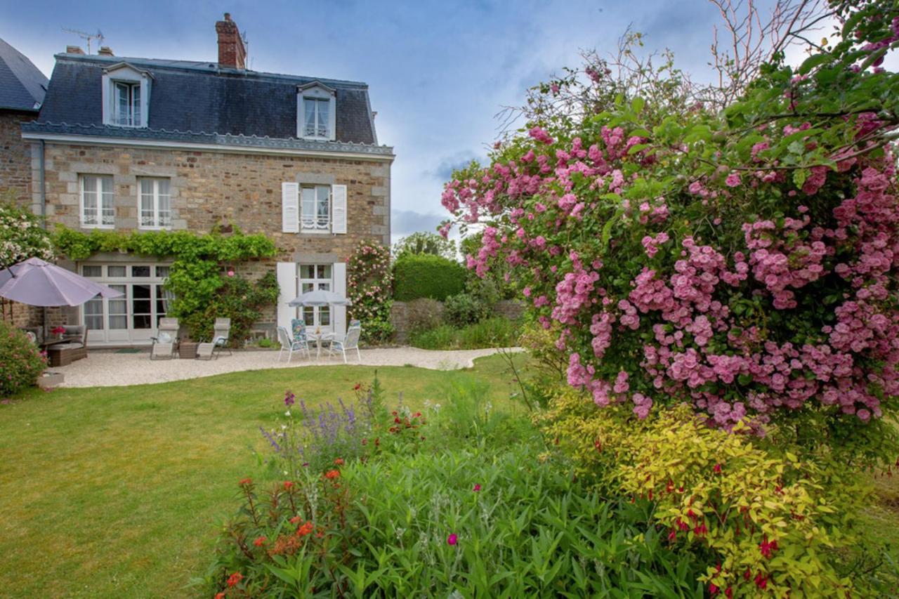 Maison d'hôtes de charme La Rose de Ducey près du Mont Saint Michel Ducey-Les Cheris Exterior foto